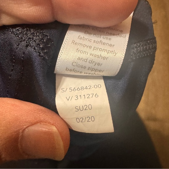 Athleta Accelerated Geode Crop - Picture 7 of 7